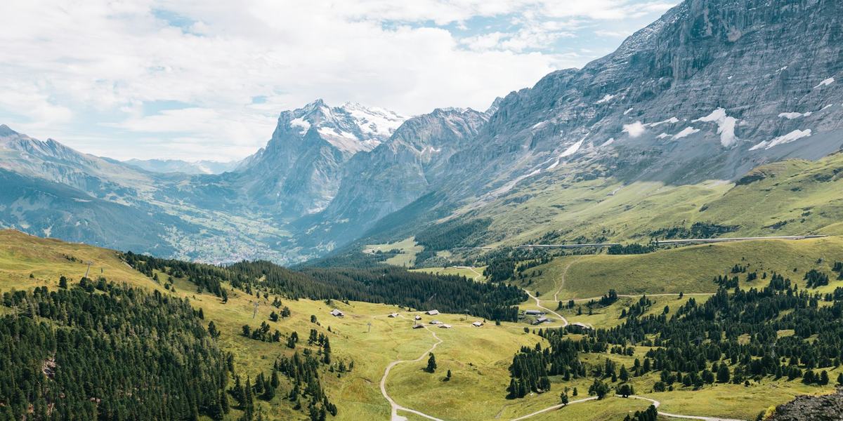 Why Europe Is the Best Continent for Motorcyclists: Routes, Culture and Seasons