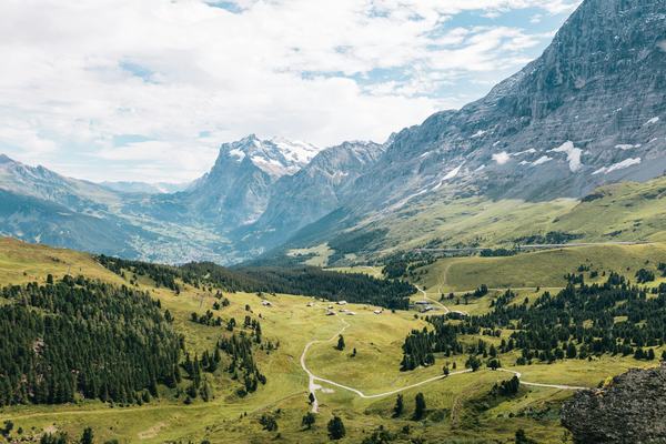 Why Europe Is the Best Continent for Motorcyclists: Routes, Culture and Seasons