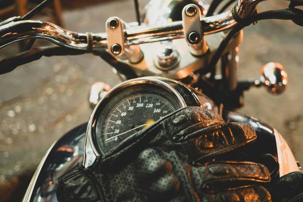 The Truth About Motorcycle Clothing: Comfort, Safety, and the Right Materials
