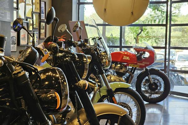 Buying a Used Motorcycle: The Complete Checklist for a Smart Purchase Without Regret