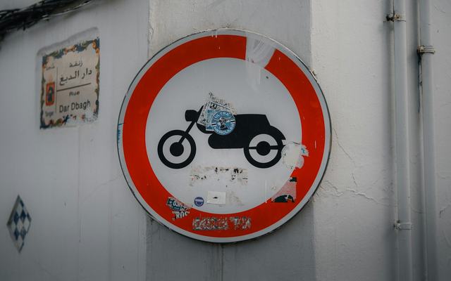 Motor diefstal voorkomen: de 10 meest effectieve maatregelen (slot, plek, routine)