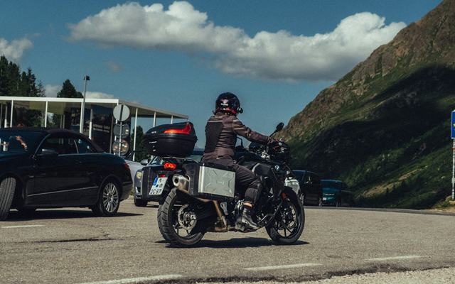 Motorvakantie checklist Europa 2026: documenten, verplichte items en veelgemaakte fouten 